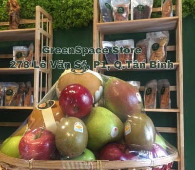 Hộp quà trái cây nhập khẩu  chào mừng ngày Phụ Nữ Việt Nam 20/10.